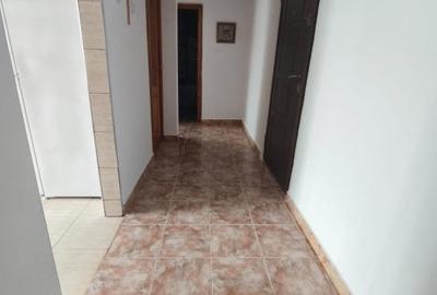 Apartament 2 camere, 49 mp, decomandat, Siret - 5