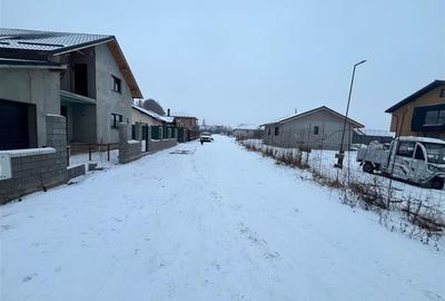 OPORTUNITATE TEREN INTRAVILAN CU PROIECT DE CASA, HARMAN - 3