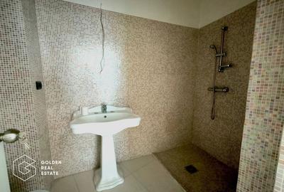 Spatiu birou 3 camere, ultracentral B-dul Decebal Spatiu birou 3 camere, ultracentral B-dul Decebal - 6
