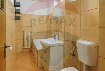 Garsoniera decomandata - Motoc 9 -  13 Septembrie - 5