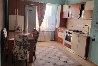 Apartament cu 3 camere decomandat în Rogerius