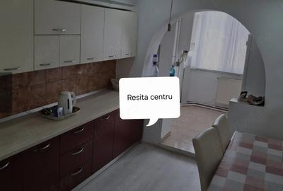 Apartament cu 3 camere decomandat în Central - 4