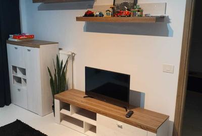 Apartament cu 2 camere decomandat în Decebal - 5