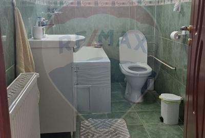 Casă cu 5 camere cu Teren 1375 Mp în Dârlos - 6