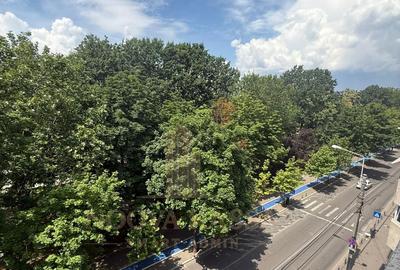 Apartament cu 2 camere decomandat în Tomis II - 9