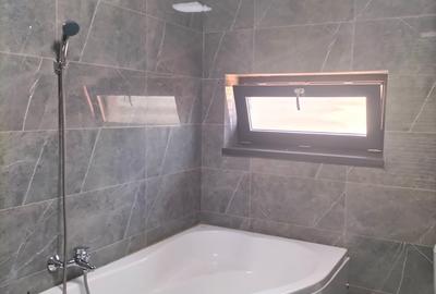 Casă cu 4 camere cu Canalizare în Mioveni - 10