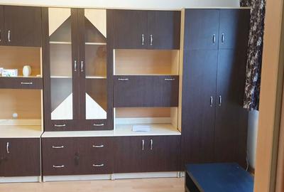 Apartament cu 2 camere nedecomandat, mobilat în Girocului