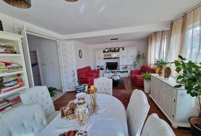 Casă cu 5 camere cu Teren 380 Mp în Nufărul - 3