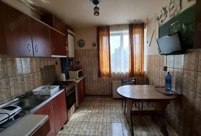 Vand apartament 2 camere in GHERLA , Piata Unirii , etaj 1 - 1