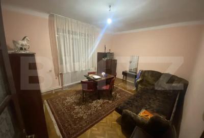 Casă cu 4 camere cu Teren 450 Mp în Elisabetin