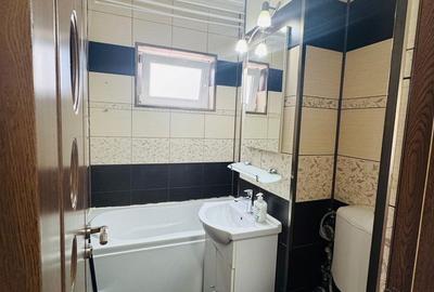 Apartament cu 2 camere semidecomandat, mobilat în Cantemir