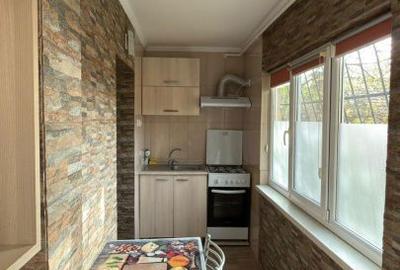 Apartament cu 3 camere decomandat, mobilat în Inel II