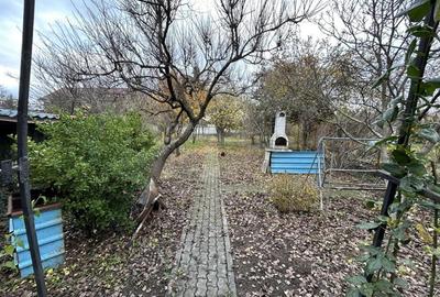 Vand casa mare, din caramida,situata in Parneava, st.972 mp, sc.230 mp - 2