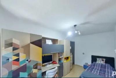 Vand apartament 3 camere , zona centru - 3