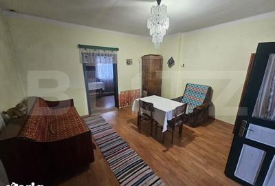 Casă cu 6 camere cu Teren 1850 Mp în Dumitra - 4