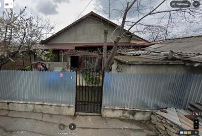 Casă cu 3 camere cu Teren 650 Mp în Central - 2