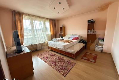 Casă cu 5 camere cu Teren 2310 Mp în Scoarța - 8