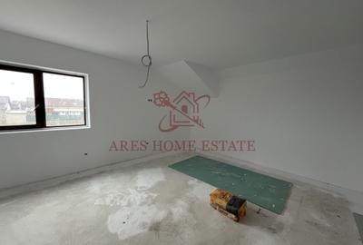 Duplex cu 4 camere cu Canalizare în Moșnița Veche - 14