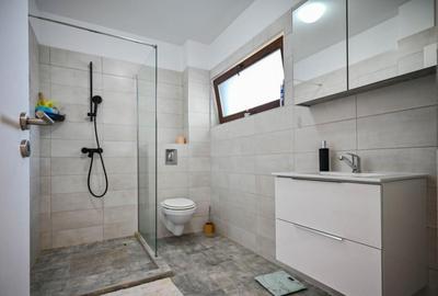 Casă cu 4 camere cu Teren 500 Mp în Sânpetru - 3