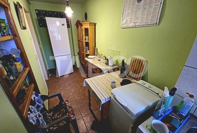 Apartament de vanzare 3 camere 2 balconae mobilat utilat Strand - 6