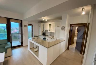 Apartament cu 3 camere semidecomandat în Central - 7