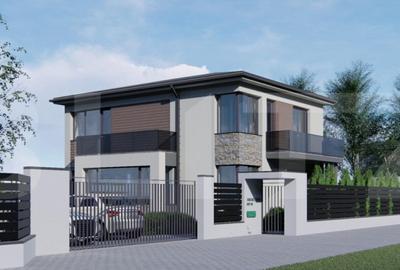 Casă cu 5 camere cu Teren 700 Mp în Central