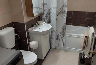 Garsonieră decomandată în Central - 8