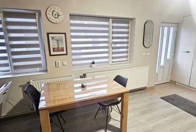 Garsonieră decomandată în Central - 2