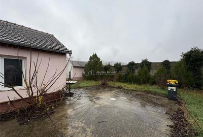 Bocsa Romana, Casa 8 Incaperi, Strada Principala. - 8