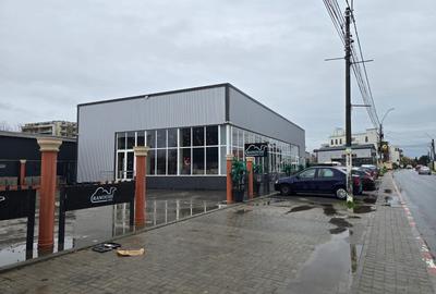 Spațiu comercial, de 1,000 mp, în Central - 7