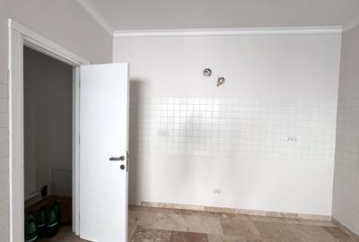 Apartament cu 3 camere în Tei - 2