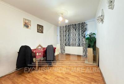 Apartament cu 4 camere semidecomandat, mobilat în Industrială - 2