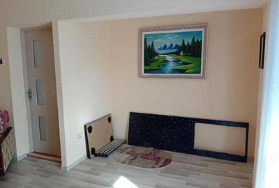 Apartament cu 3 camere decomandat în Micro 20 - 2