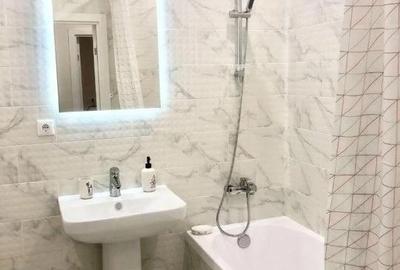 Garsonieră decomandată în Tei