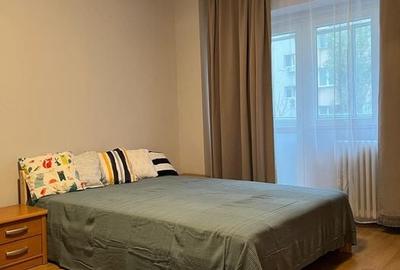 Garsoniera Nerva Traian, 10 minute de metrou Timpuri Noi, mobilata modern - 1