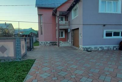 Casă cu 4 camere în Central - 4