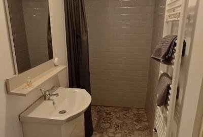 Apartament cu 2 camere decomandat în Central - 2