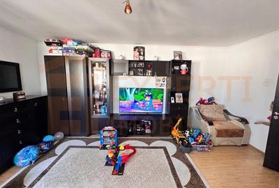 Apartament cu 2 camere decomandat, mobilat în Tomis III - 8