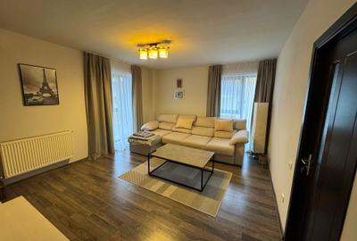 Apartament cu 2 camere decomandat în Roșu
