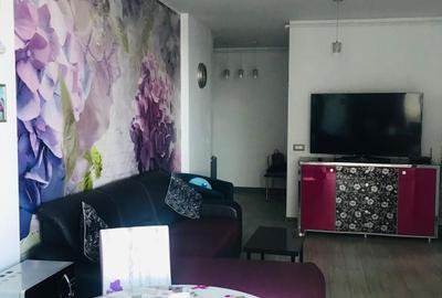 Apartament cu 3 camere decomandat în Central - 2