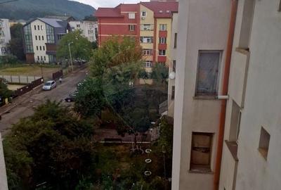 Apartament 2 camere - Str. Maratei, Piatra Neamt - 13
