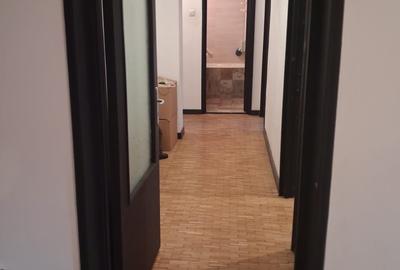 Apartament cu 4 camere semidecomandat în Drumul Taberei - 2