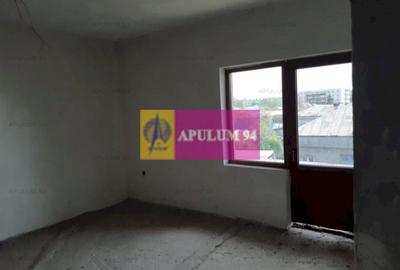 Casă individuală cu 4 camere decomandat cu Teren 200 Mp în 1 Decembrie - 21