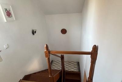 Casă individuală cu 3 camere cu Canalizare în Central - 7