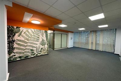 Birou, de 150 mp, în P-ța Victoriei - 2