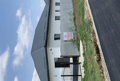 Proprietar vind casa in sabareni - 4