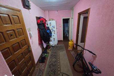 Apartament cu 2 camere decomandat în Babadag - 6