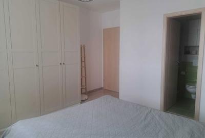 Apartament cu 3 camere decomandat în Tractorul - 2
