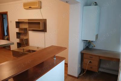 Inchiriez apartament 3 camere - 4