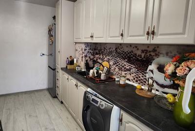 Apartament cu 3 camere în Șerbănești - 4
